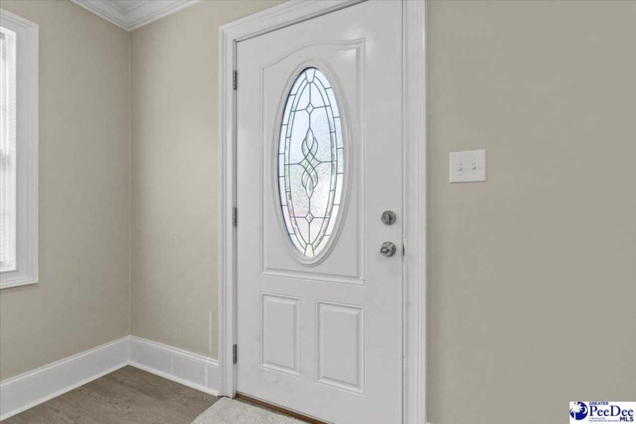 121 Vaughan Street Photo 4