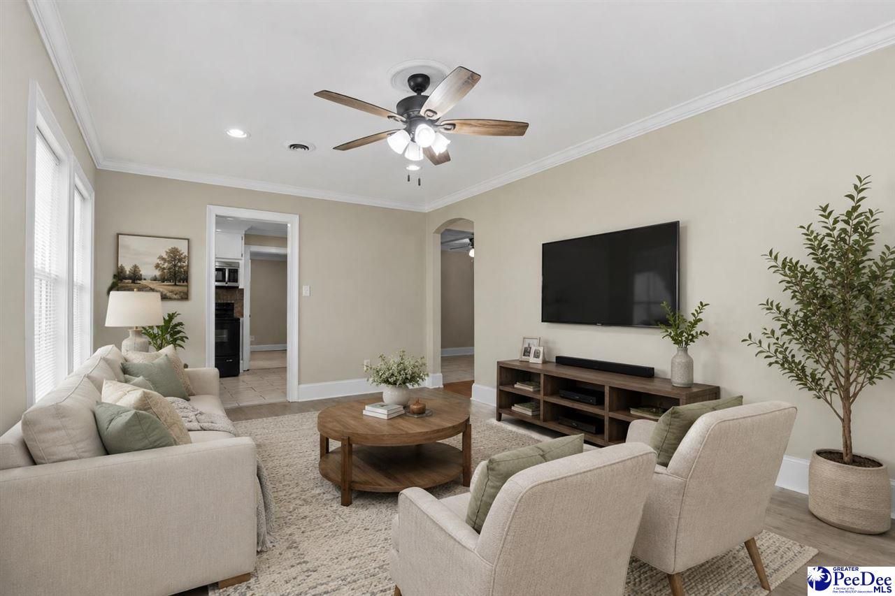 121 Vaughan Street Photo 6