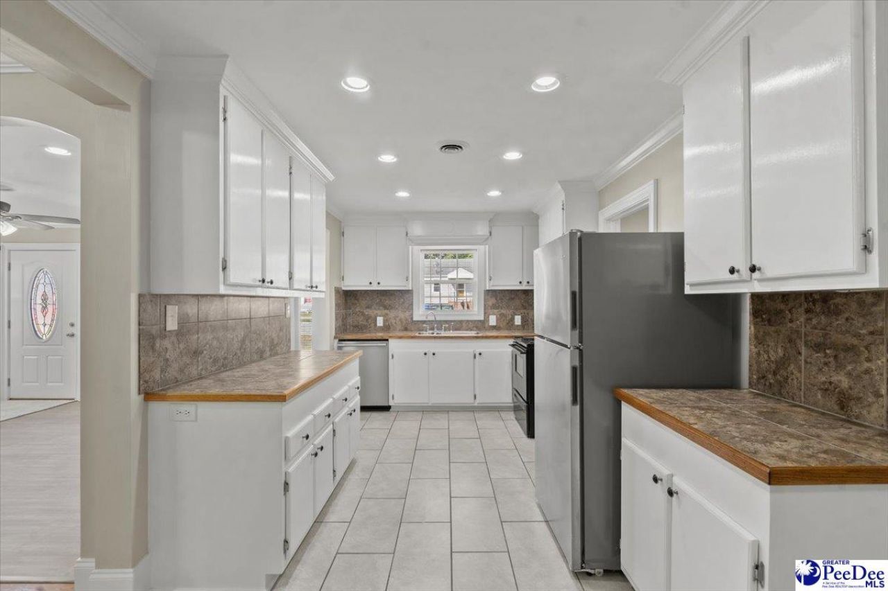 121 Vaughan Street Photo 7