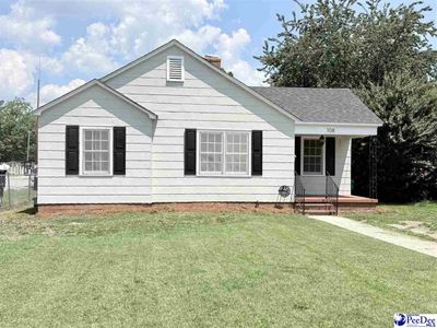 108 Hartzell, Cheraw, SC 29520