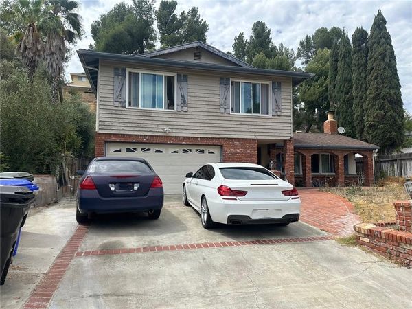 22107 Barbacoa, Saugus, CA 91350