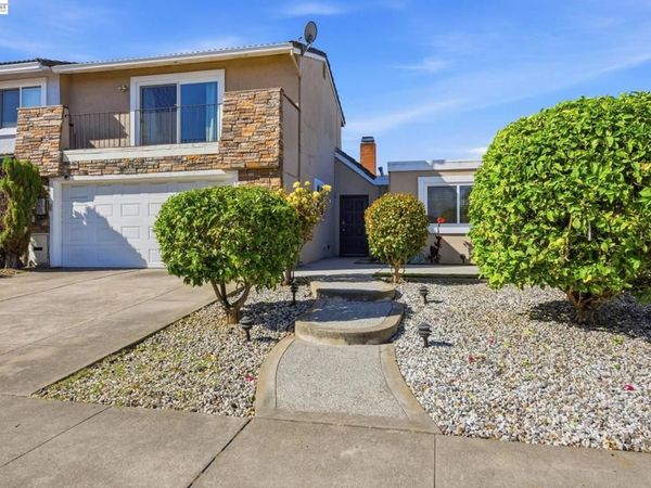 33253 Lake Pyramid St, Fremont, CA 94555