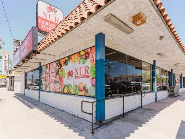 6744 Lankershim Boulevard, North Hollywood, CA 91606