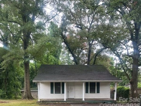 109 Carlton Drive , Cherryville, NC 28021