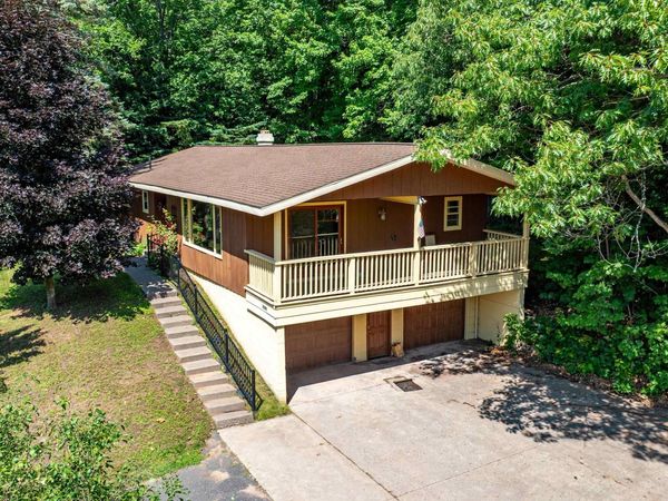 21944 Peepsock Road, Portage Twp, MI 49931