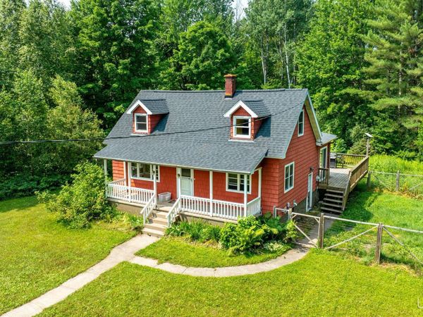 43097 Superior Road, Portage Twp, MI 49931