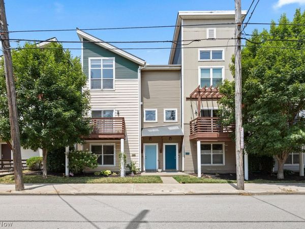 748 Starkweather Avenue, Cleveland, OH 44113