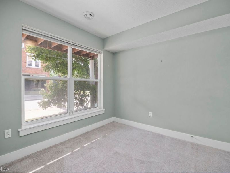 748 Starkweather Avenue, Cleveland, OH 44113 Photo 10