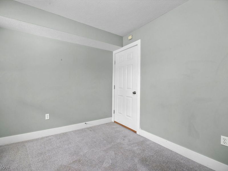 748 Starkweather Avenue, Cleveland, OH 44113 Photo 11