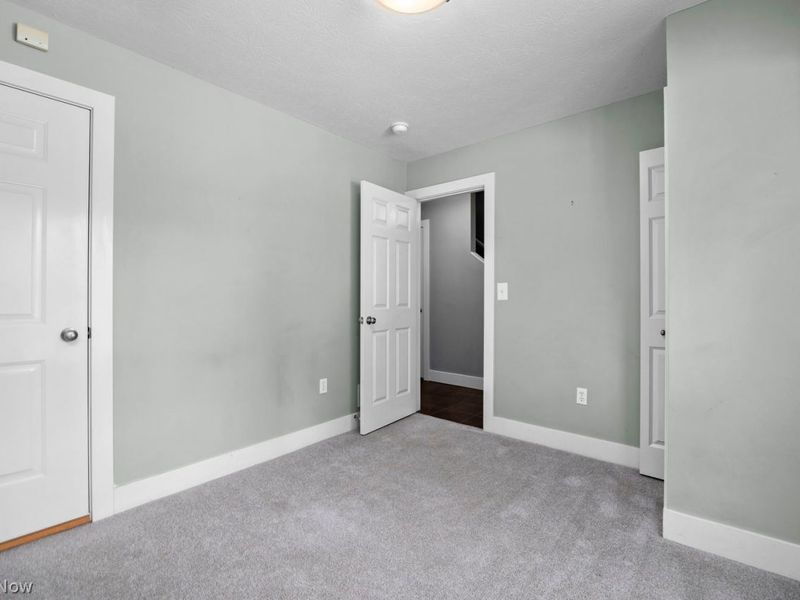 748 Starkweather Avenue, Cleveland, OH 44113 Photo 12