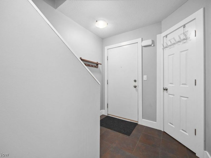 748 Starkweather Avenue, Cleveland, OH 44113 Photo 7