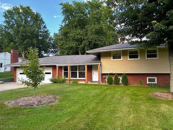 3868 Lor Ron Ave Avenue, Kent, OH 44240