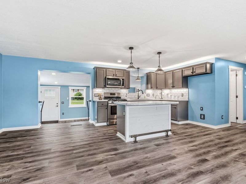 1371 Lambert Street, Alliance, OH 44601 Photo 11