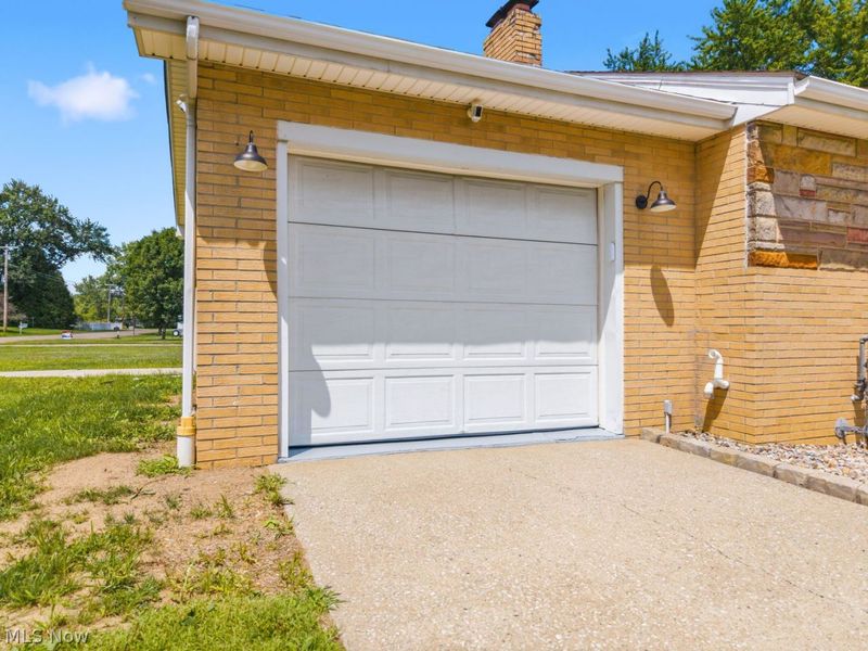 1371 Lambert Street, Alliance, OH 44601 Photo 4