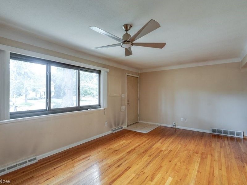 2484 Dover Center Road, Westlake, OH 44145 Photo 6