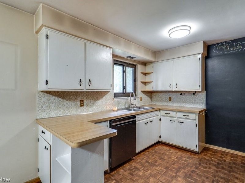 2484 Dover Center Road, Westlake, OH 44145 Photo 8