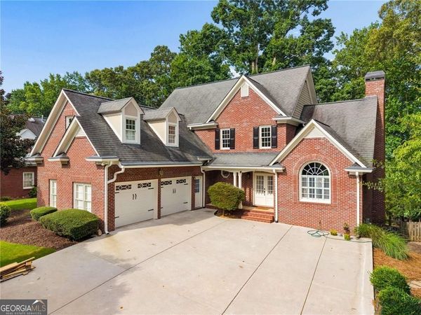 4074 Hickory Fairway Drive, Woodstock, GA 30188