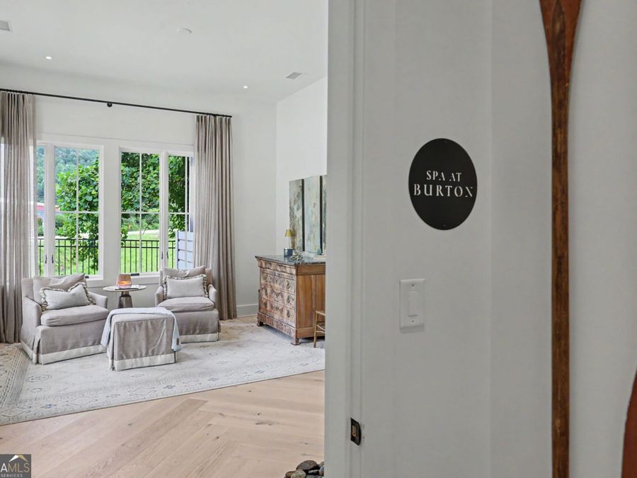 Property Image 108