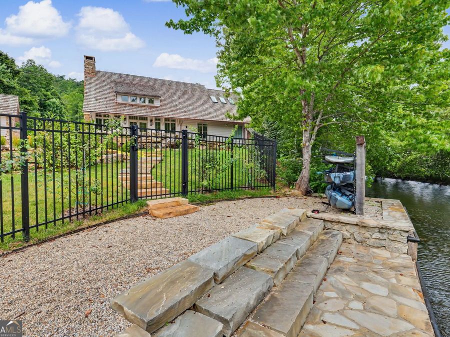 Property Image 99