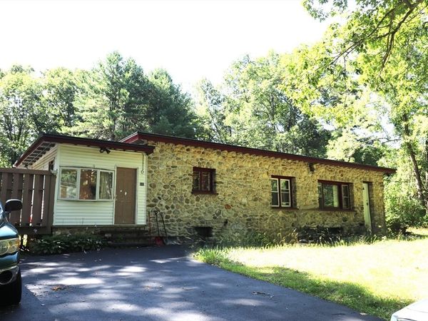 845 Stafford, Leicester, MA 01524