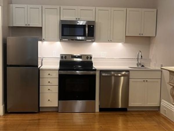 172 Marlborough, Unit 1F, Boston, MA 02116
