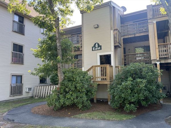 800 Bearses Way, Unit 4EC, Barnstable, MA 02601