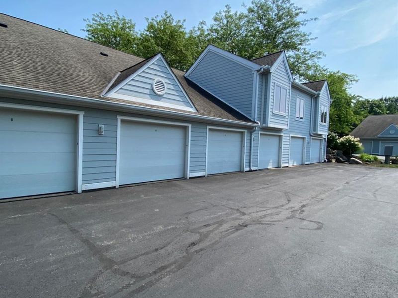 100 Grand Harbour, Unit 100, Vermilion, OH 44089 Photo 7