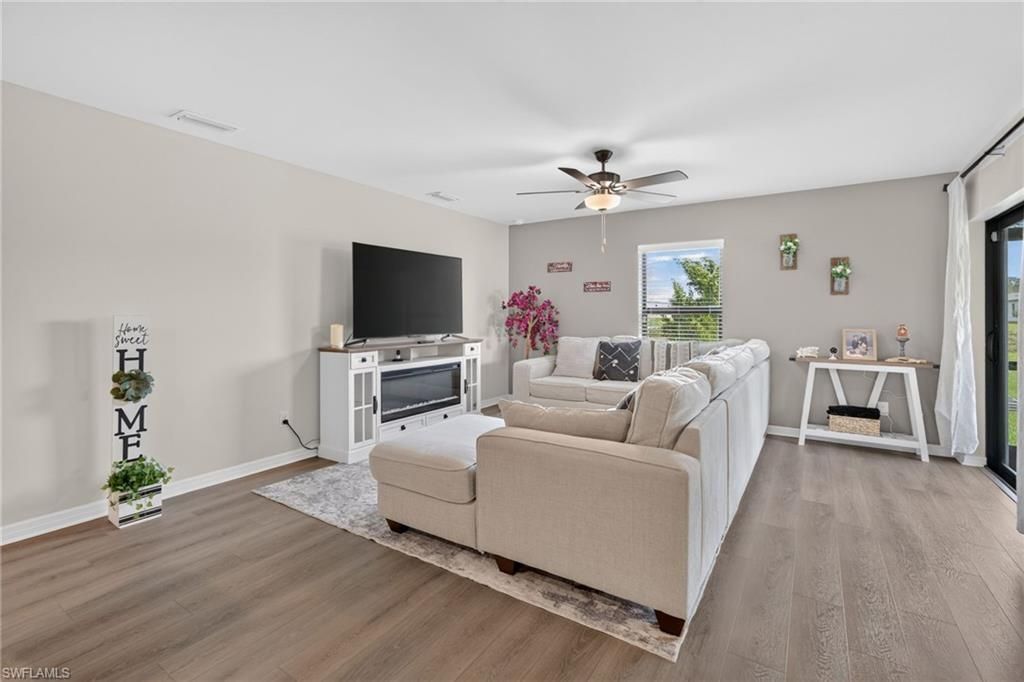 849 Sea Urchin Cir, Fort Myers, FL 33913 Photo