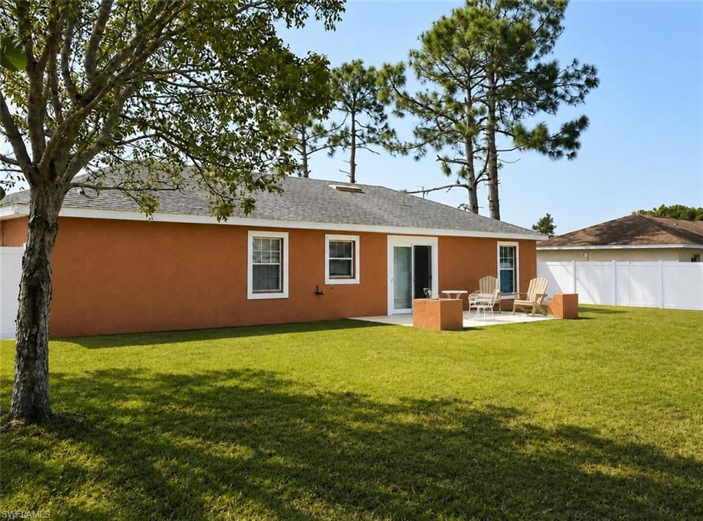 416 Candlewick Cir S, Lehigh Acres, FL 33936 Photo
