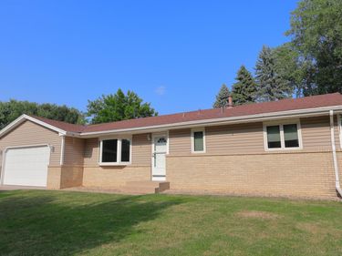 67 13th Avenue SW, New Brighton, MN 55112