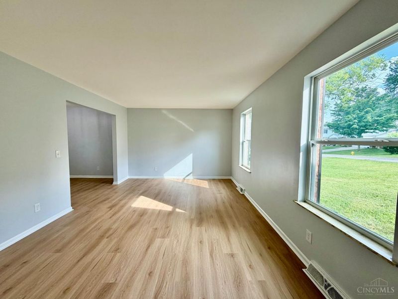 6699 Wooden Shoe Court, Liberty Township, OH 45044 Photo 2