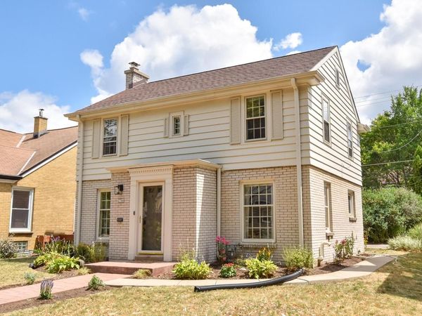 2746 N 73rd STREET, Wauwatosa, WI 53210