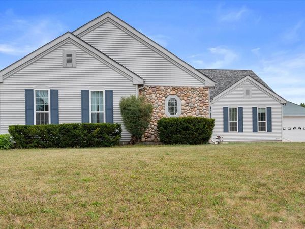 3689 W Drexel AVENUE, Franklin, WI 53132