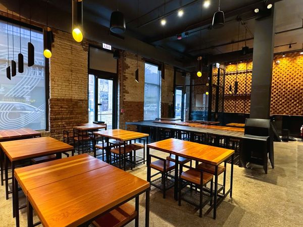 163 N Sangamon Street , Chicago, IL 60607