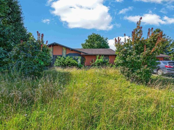 5561 E Laughery Creek Road, Aurora, IN 47001