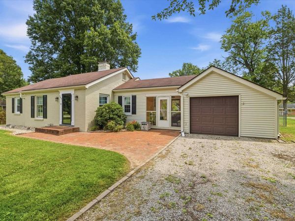1418 Greenfield Road, Evansville, IN 47715