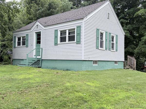 61 Park Street , Houlton, ME 04730