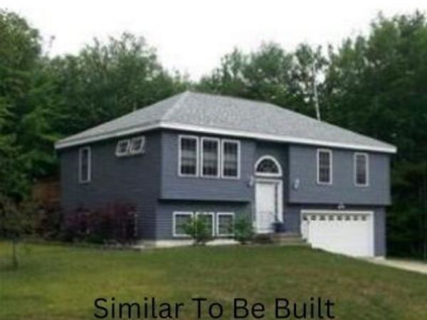 54 Jessica Way , Poland, ME 04274