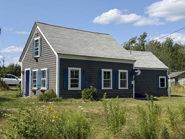 2 Crane Road , Winter Harbor, ME 04693