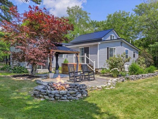 4 Old County Road, Scarborough, ME 04074