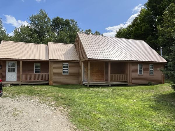 423 Beans Corner Road , Hartland, ME 04943