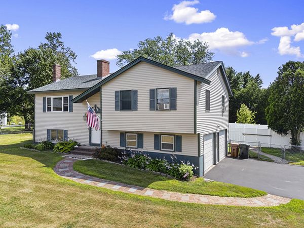 14 Douglas Avenue , Saco, ME 04072