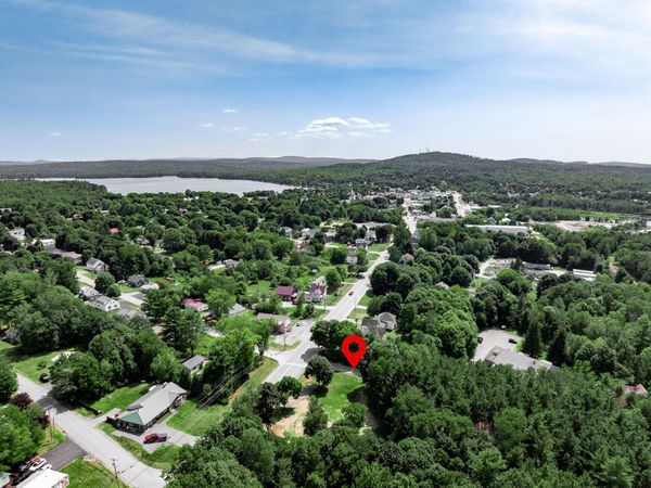 208 Main Street , Lincoln, ME 04457