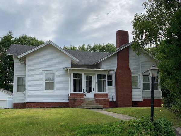 3 N School Street , Skowhegan, ME 04976