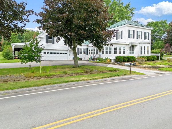 31 Hussey Road , Albion, ME 04910