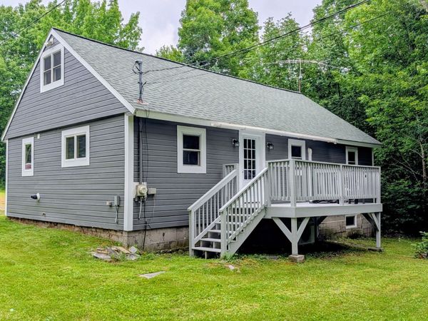 87 West Road , Abbot, ME 04406