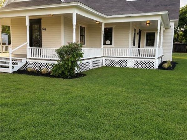 904 E Calhoun Street , Rice, TX 75155