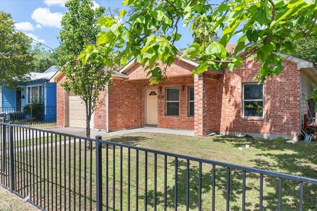 2738 Morning Avenue , Dallas, TX 75210 Main Photo