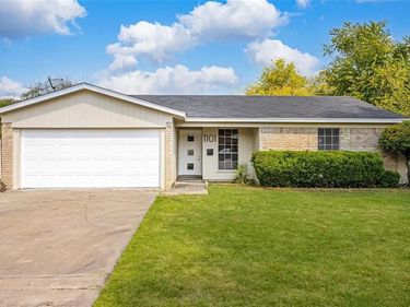 1101 Dublin Drive, Fort Worth, TX 76134