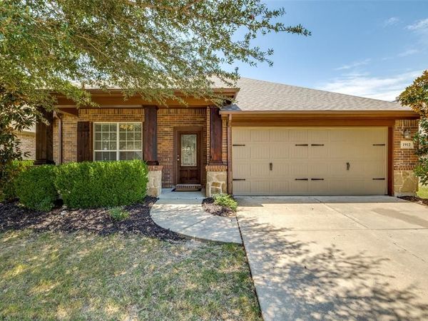 1912 Grand Fairway Drive , Wylie, TX 75098